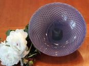 Großes handwerkliches Können zeichnet die skandinavischen Glasbläser aus. Schale von Kosta-Boda. © Azerca
