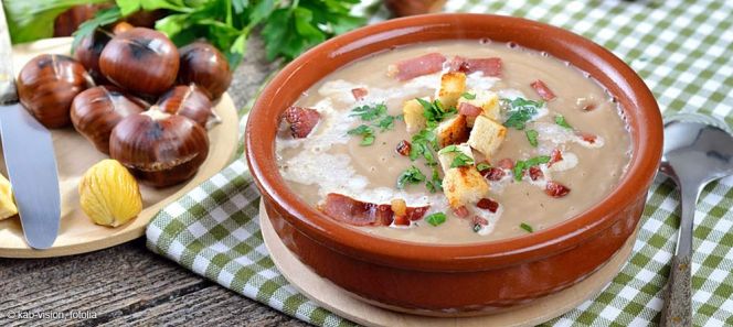 Rezept: Maronensuppe mit Speck und Croutons